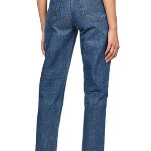 Women's straight jeans